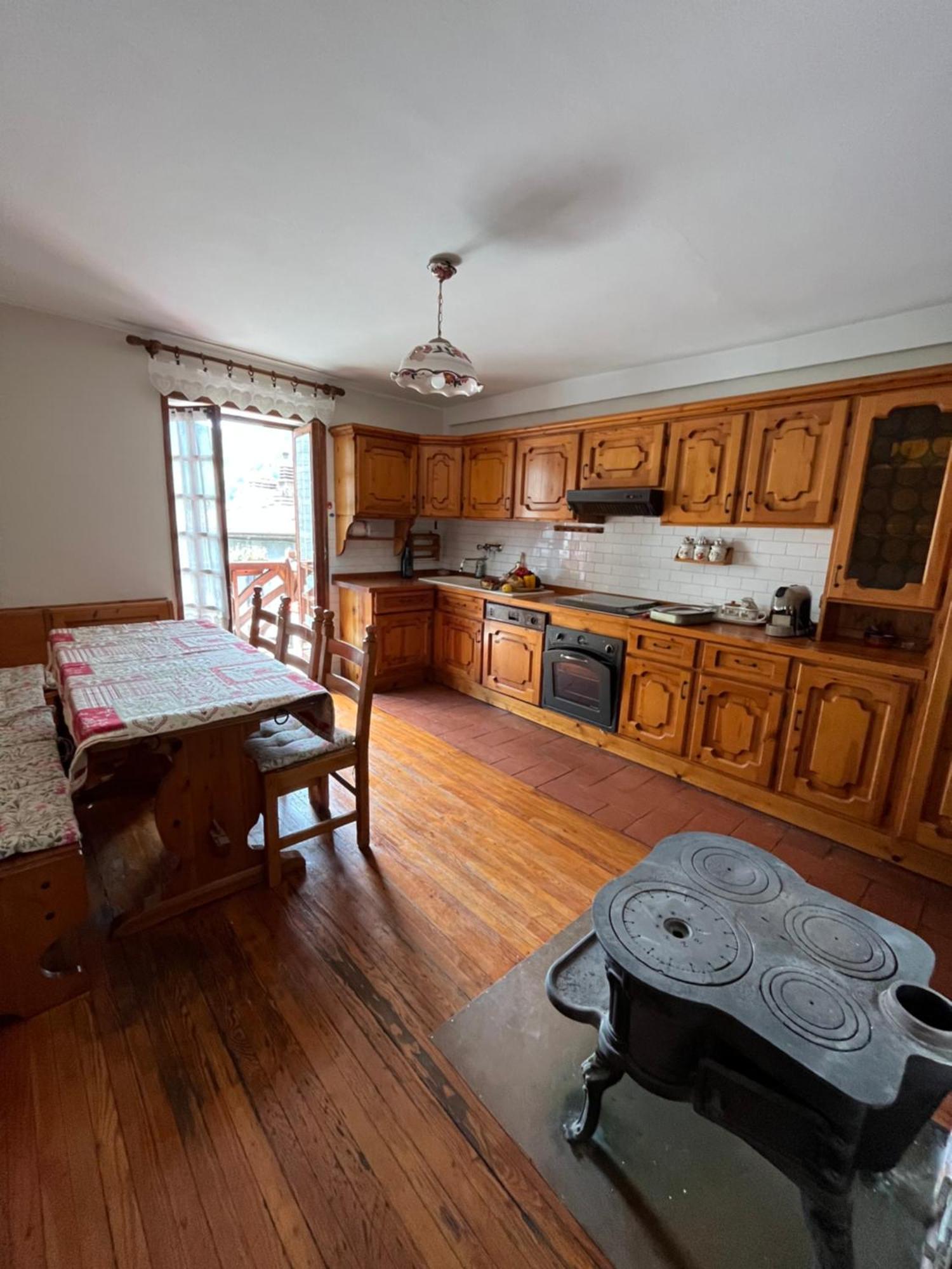 Apartament Stone House Viu - Location Blue Zewnętrze zdjęcie